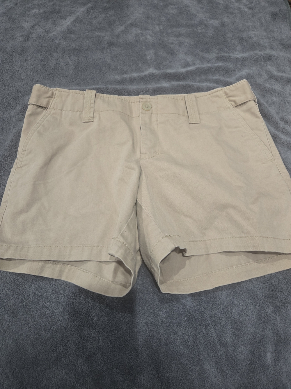 London Jean Low Waist Flat Front Chino Shorts with Adjustable Waist, Size 4